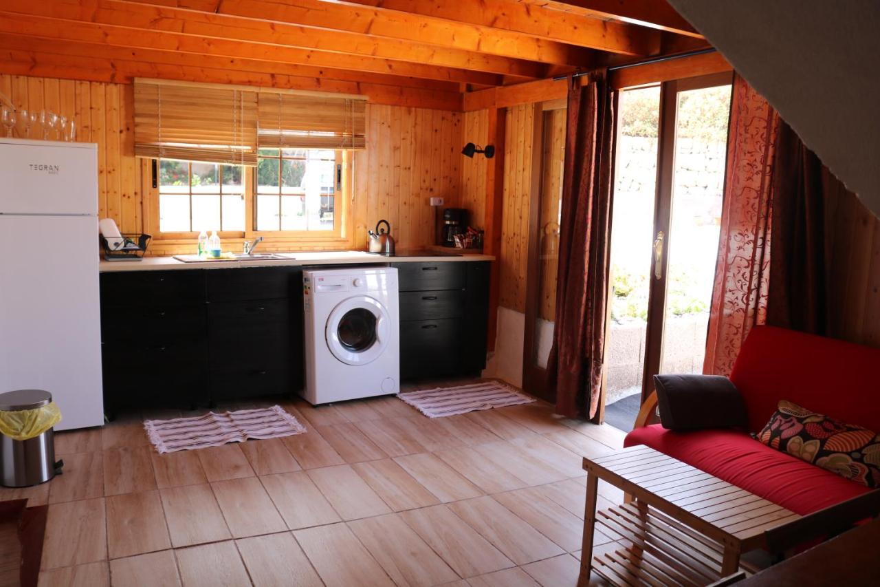 Half Wooden Rural Apartment Fasnia Eksteriør bilde